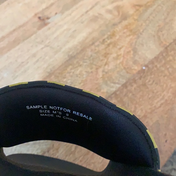 Vans Slides - Picture 2 of 4